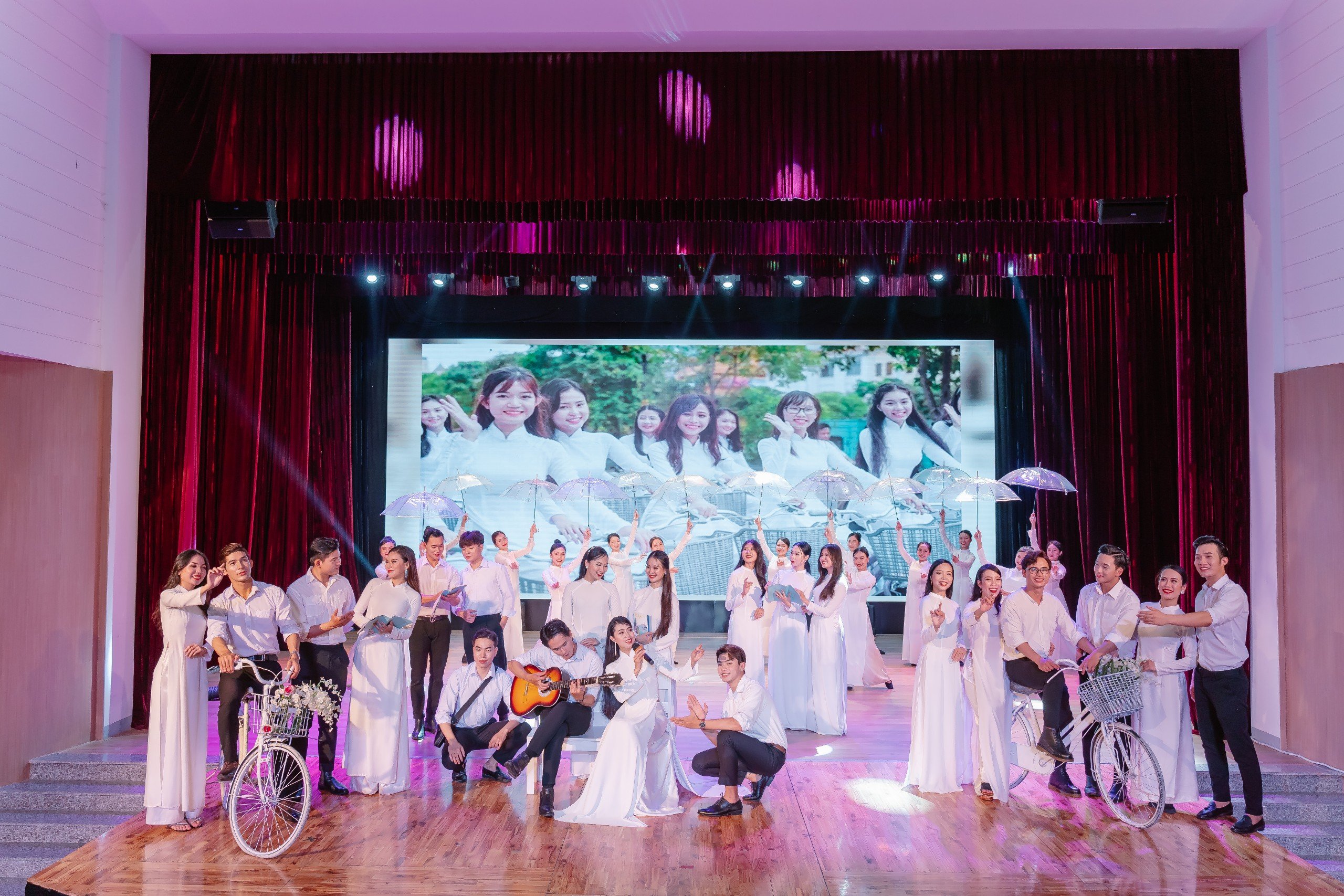 Билет на шоу Ao Dai | Ио Дананг
